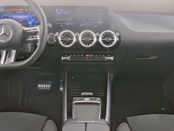 Mercedes-Benz EQA 300 4M AMG Distronic HeadUp Kamera AHK Memory