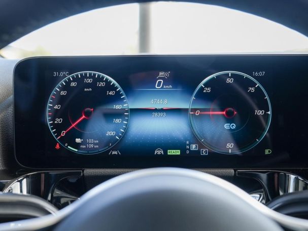 Mercedes-Benz EQA 300 4M Progressive Distronic Kamera HUD AHK