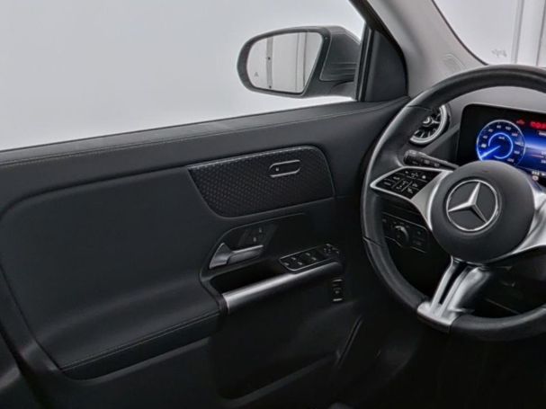 Mercedes-Benz EQA 300 4M Progressive Panorama Kamera Easy-Pack