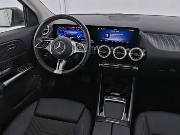 Mercedes-Benz EQA 300 4M Progressive Panorama Kamera Easy-Pack