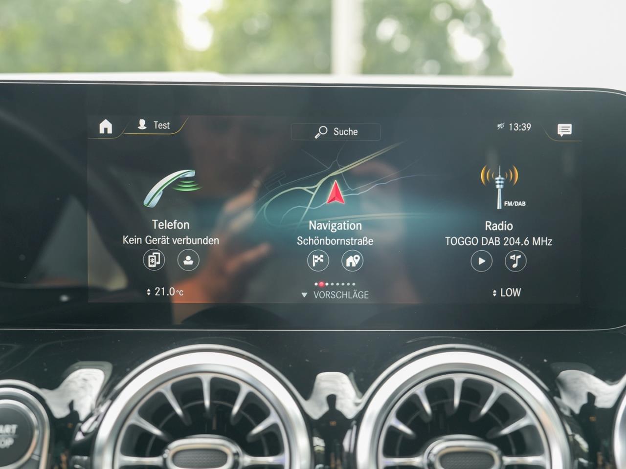 Mercedes-Benz EQA 300 4M AMG Night Navi 360? EasyPack Spiegel-P