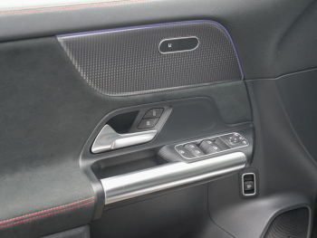 Mercedes-Benz EQA 300 4M AMG Night Navi 360? EasyPack Spiegel-P