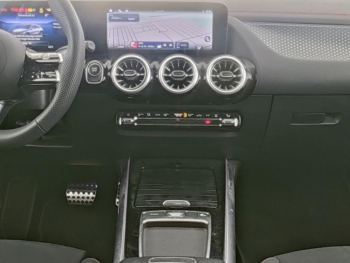 Mercedes-Benz EQA 300 4M AMG Night MBUXNavi Kamera Easy-Pack