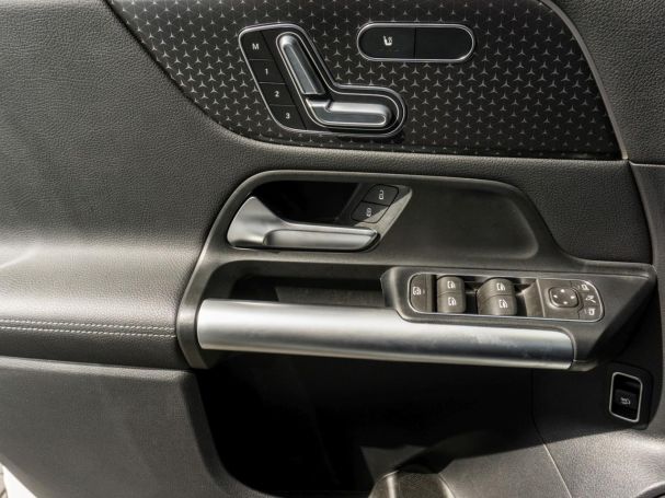 Mercedes-Benz EQA 300 4M Progressive EasyPack Navi Kamera SHZ