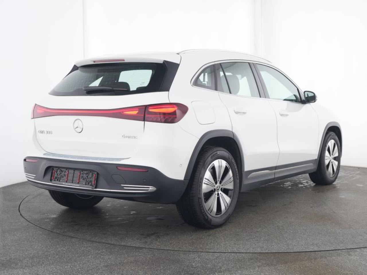 Mercedes-Benz EQA 300 4M Progressive EasyPack Navi Kamera SHZ