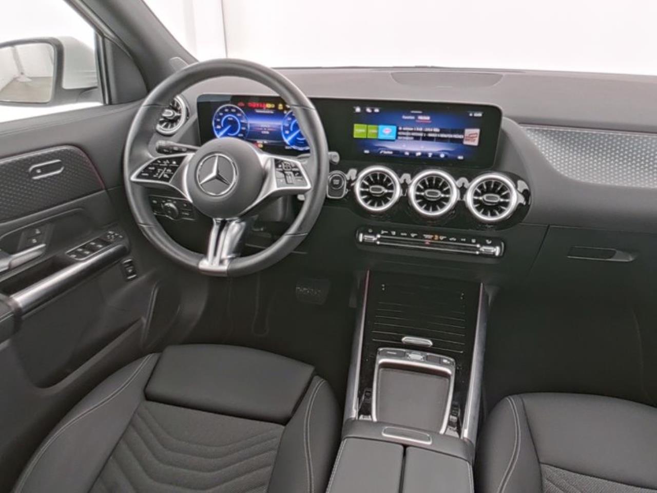 Mercedes-Benz EQA 300 4M Progressive MBUXNavi-Prem. Kamera