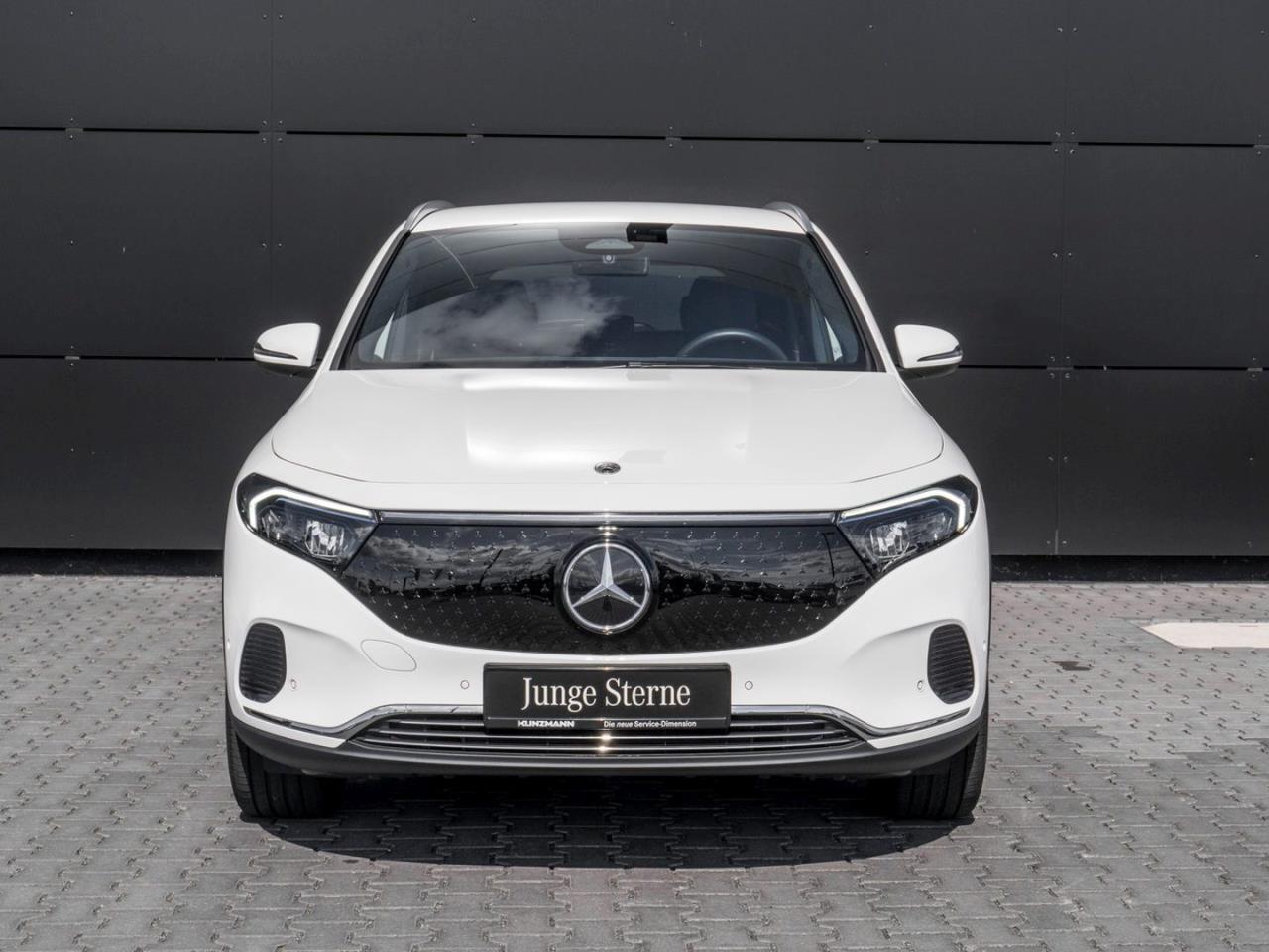Mercedes-Benz EQA 300 4M Progressive MBUXNavi-Prem. Kamera