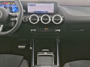 Mercedes-Benz EQA 350 4M AMG Distronic SpurhalteP 360° EasyP