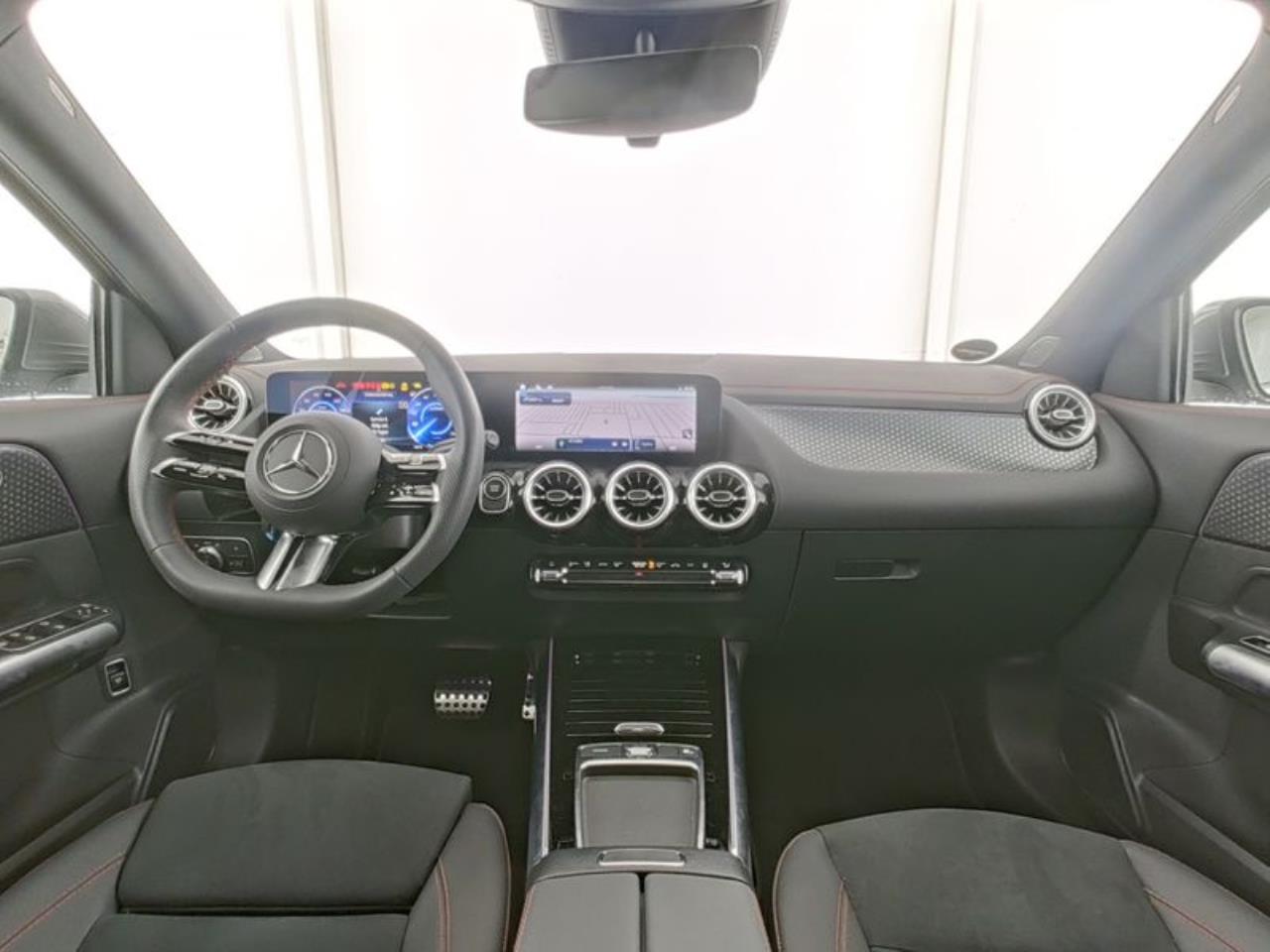 Mercedes-Benz EQA 350 4M AMG Distronic SpurhalteP 360° EasyP