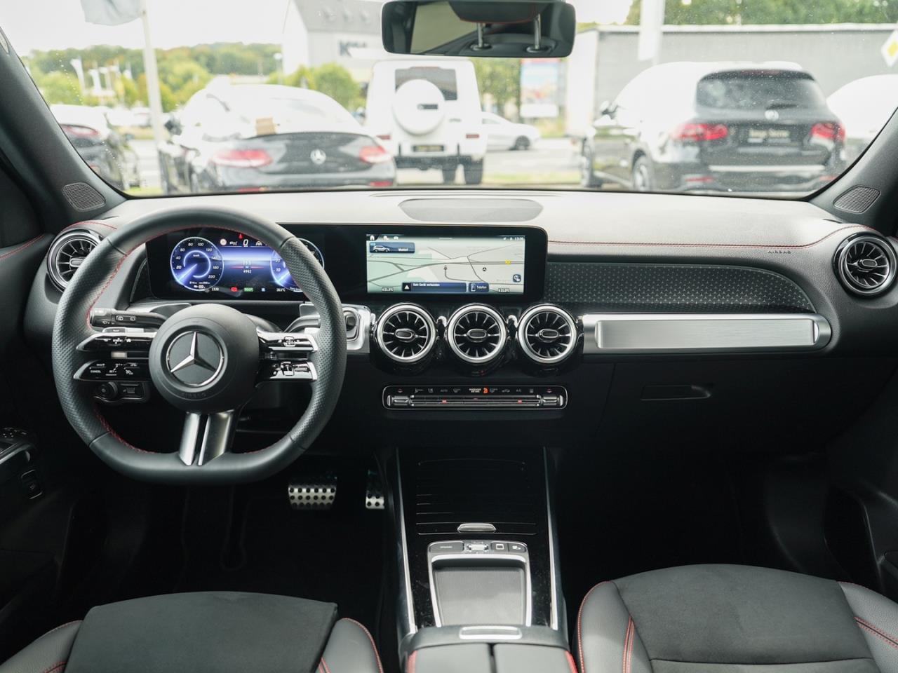 Mercedes-Benz EQB 250+ AMG Night Distronic AHK Winter-Paket
