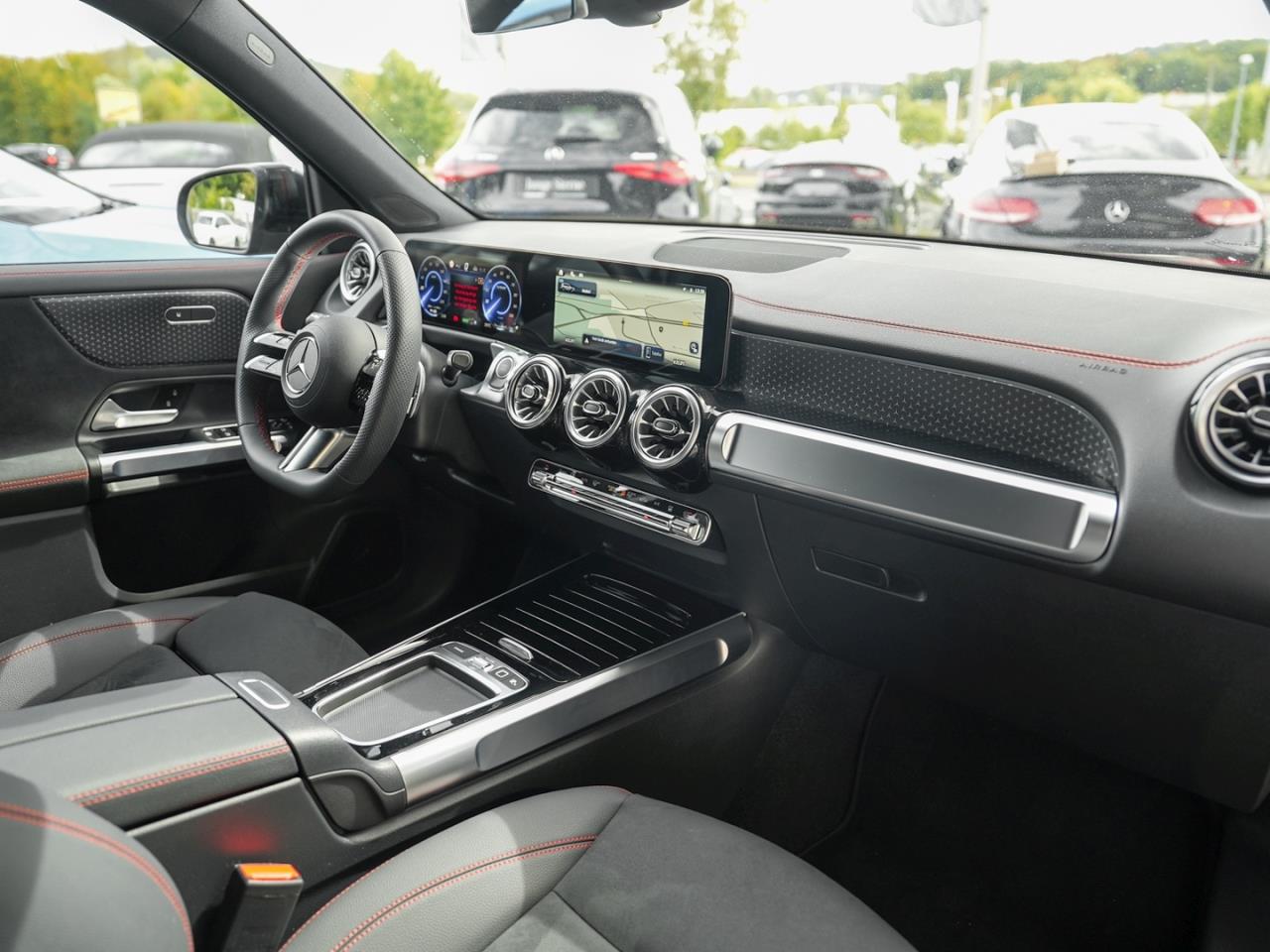 Mercedes-Benz EQB 250+ AMG Night Distronic AHK Winter-Paket