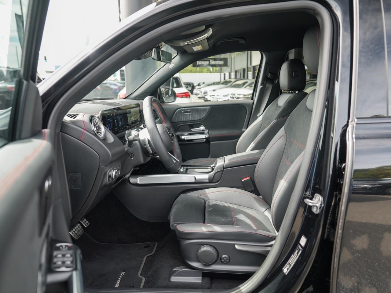 Mercedes-Benz EQB 250+ AMG Night Distronic AHK Winter-Paket