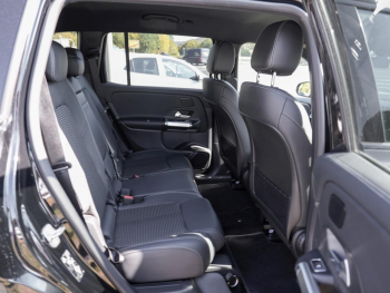 Mercedes-Benz EQB 250 Progressive Night Distronic MBUX-Navi