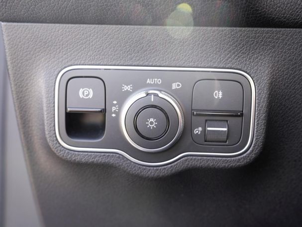 Mercedes-Benz EQB 250 Progressive Night Distronic MBUX-Navi