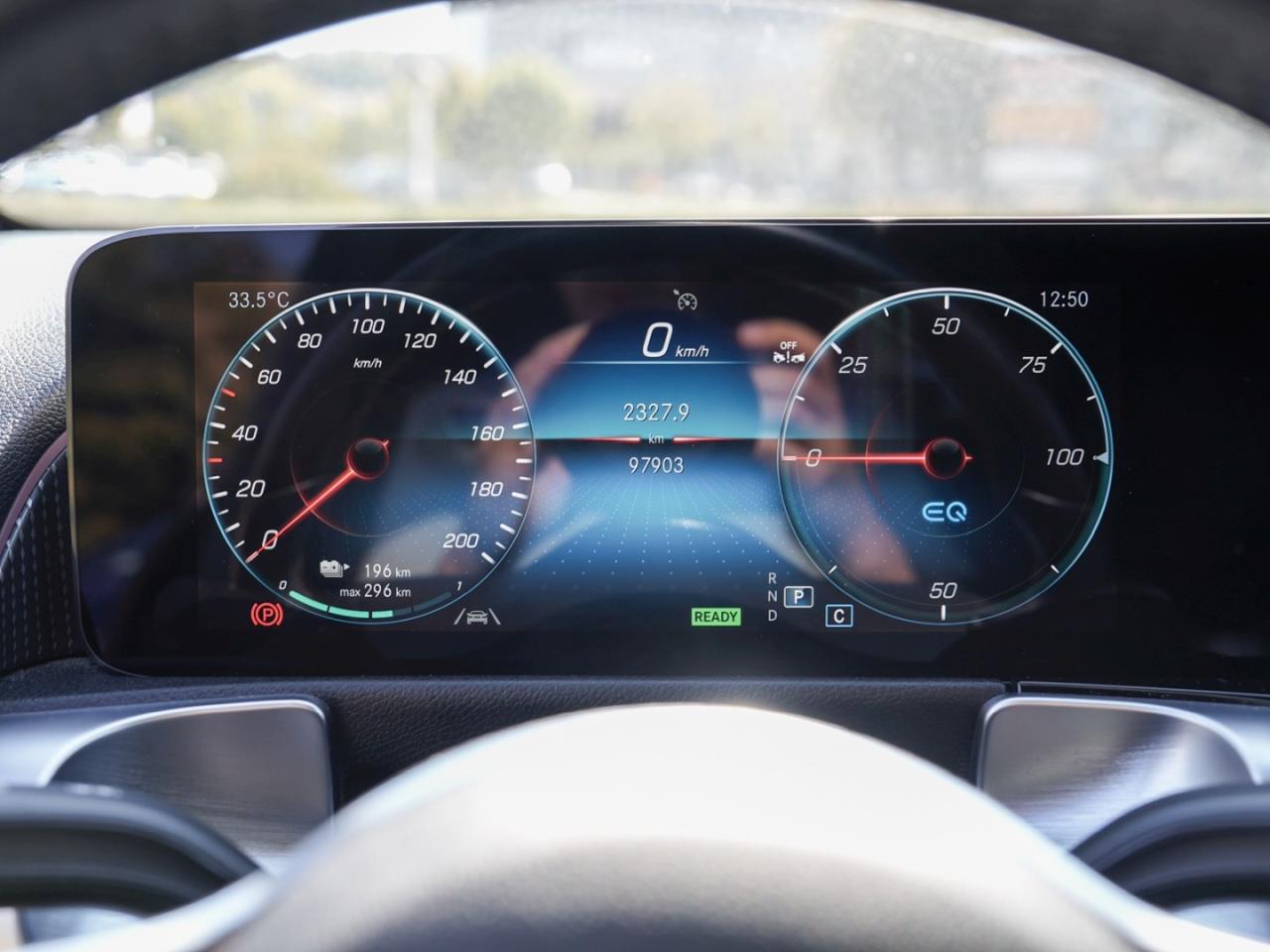 Mercedes-Benz EQB 250 Progressive Night Distronic MBUX-Navi
