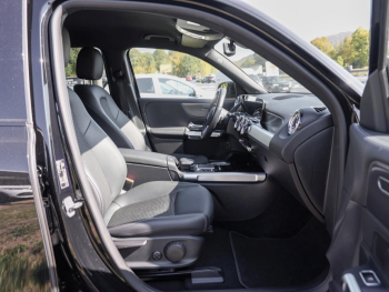 Mercedes-Benz EQB 250 Progressive Night Distronic MBUX-Navi