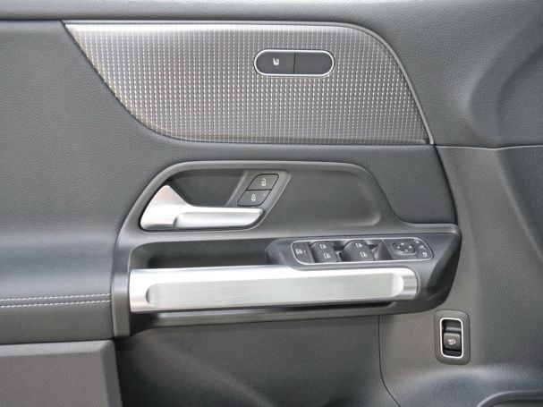 Mercedes-Benz EQB 250 Progressive Distronic Kamera Easy-Pack