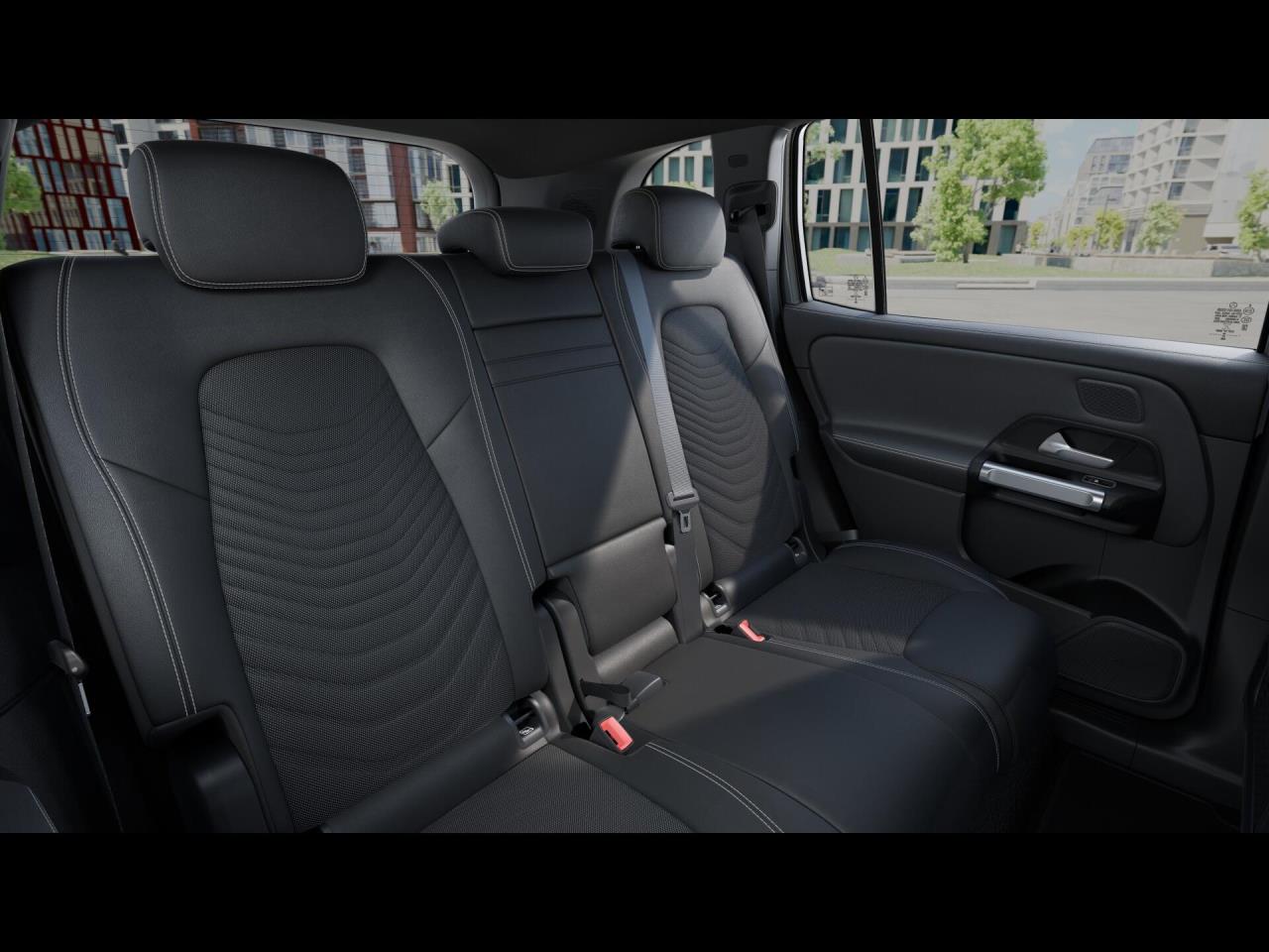 Mercedes-Benz EQB 250+ Progressive Navi Distronic AHK 360?