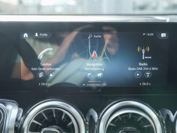 Mercedes-Benz EQB 250+ Progressive Distronic Panorama 360°