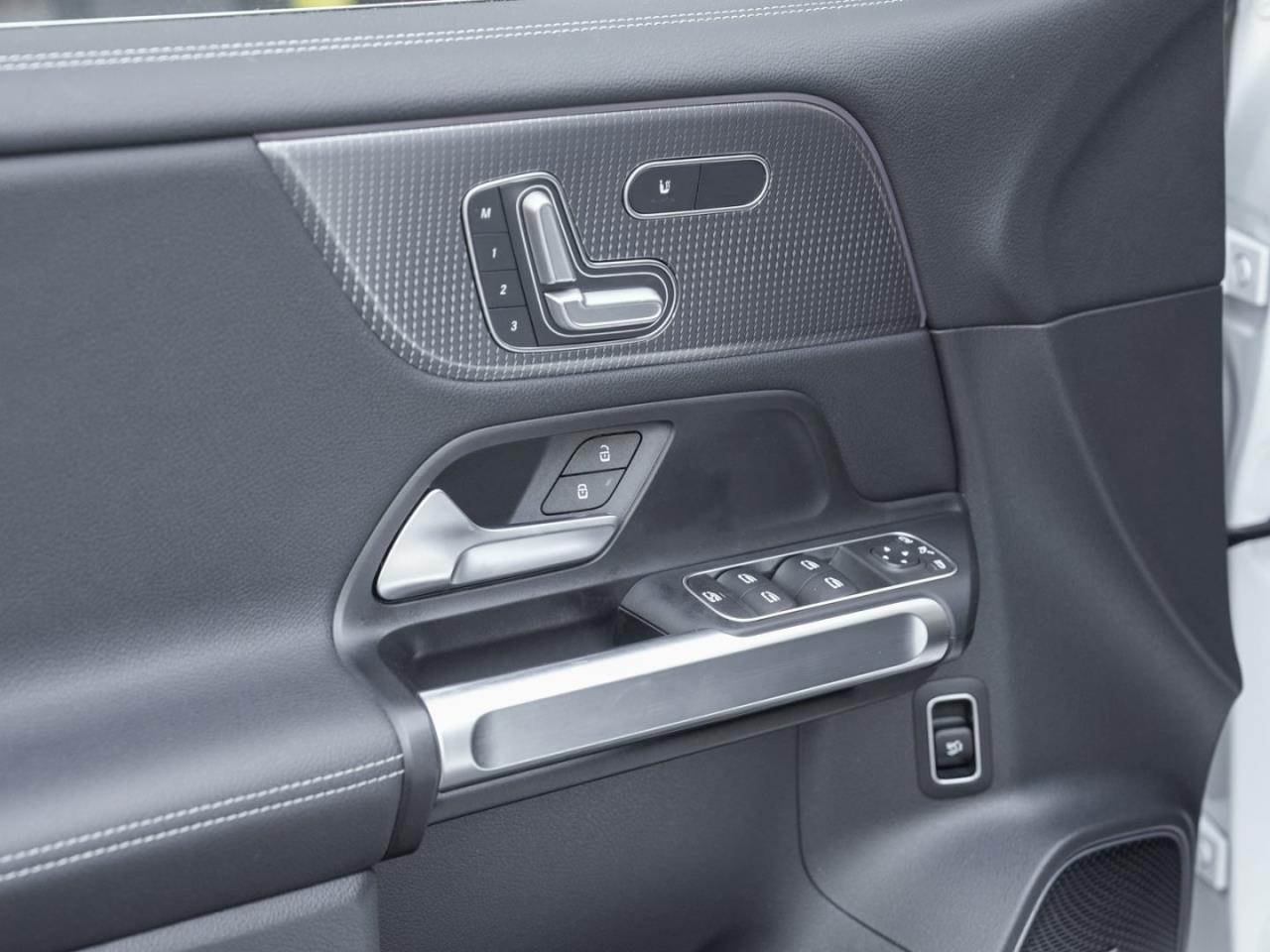 Mercedes-Benz EQB 250+ Progressive Distronic Panorama 360°