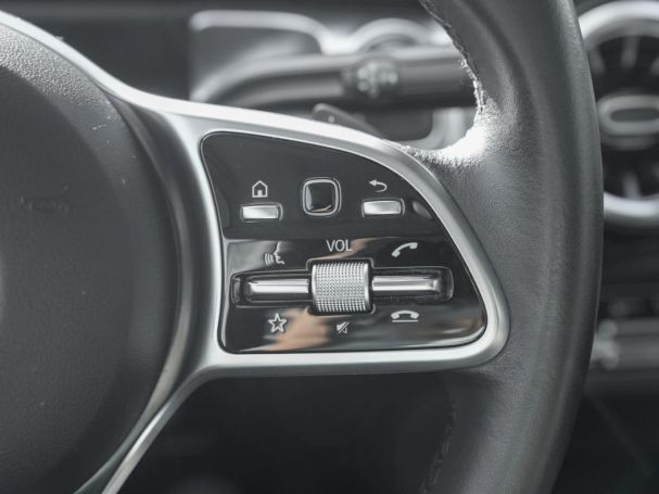Mercedes-Benz EQB 250+ Progressive Distronic Panorama 360°