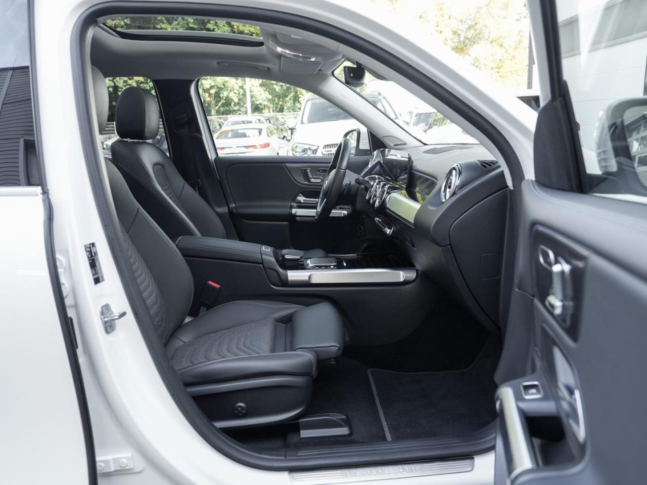Mercedes-Benz EQB 250+ Progressive Distronic Panorama 360°