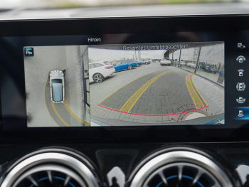 Mercedes-Benz EQB 300 4M AMG Edition1 Panorama Distronic 360°