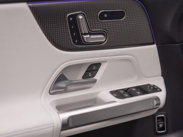 Mercedes-Benz EQB 300 4M AMG Edition1 Panorama Distronic 360°