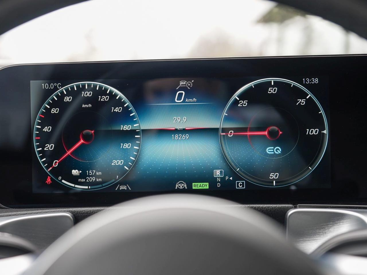 Mercedes-Benz EQB 300 4M AMG Edition1 Panorama Distronic 360°