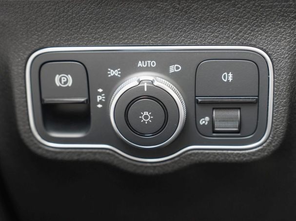 Mercedes-Benz EQB 300 4M AMG Edition1 Panorama Distronic 360°