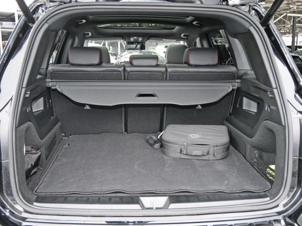 Mercedes-Benz EQB 300 4M AMG Distronic Panorama Burmester 360°