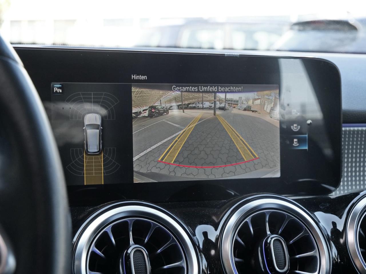 Mercedes-Benz EQB 300 4M Progressive MBUX Navi Kamera Totwinkel