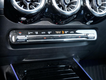 Mercedes-Benz EQB 300 4M Progressive MBUX Navi Kamera Totwinkel