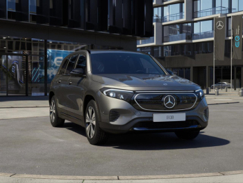 Mercedes-Benz EQB 300 4M Progressive Night Distronic 360°