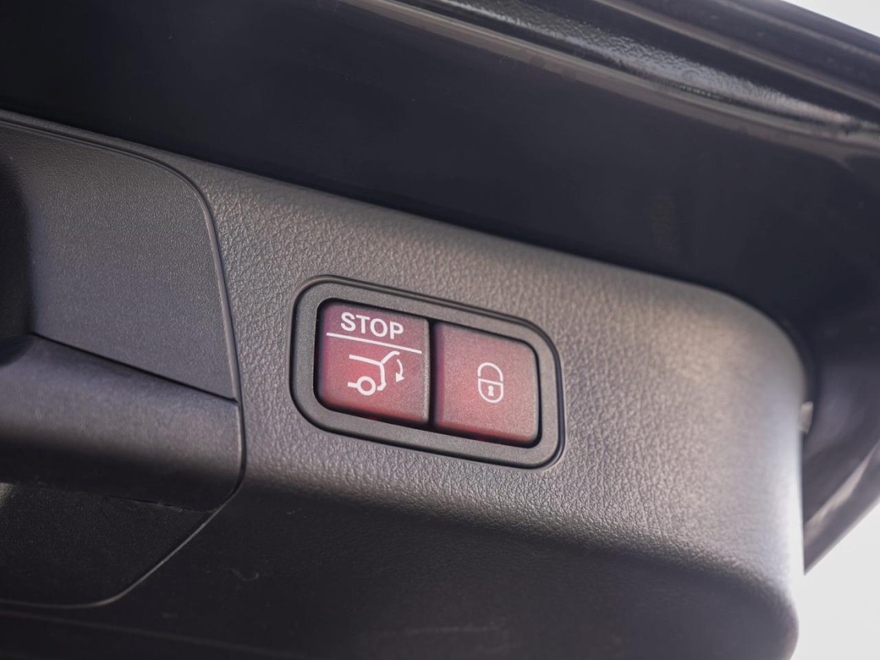 Mercedes-Benz EQB 300 4M Progressive MBUXNavi EasyPack Kamera