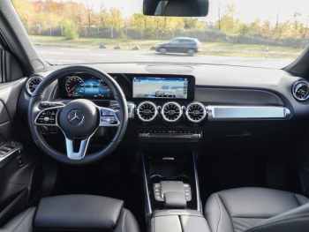 Mercedes-Benz EQB 300 4M Progressive MBUXNavi EasyPack Kamera