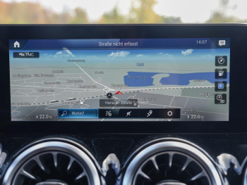 Mercedes-Benz EQB 300 4M Progressive MBUXNavi EasyPack Kamera
