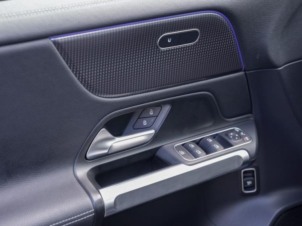 Mercedes-Benz EQB 300 4M Progressive MBUXNavi EasyPack Kamera