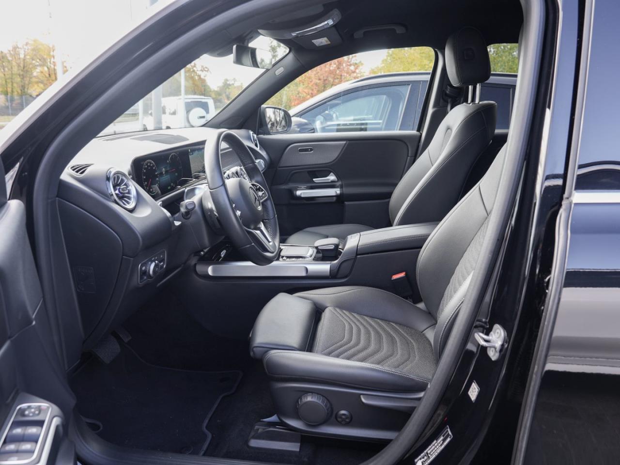 Mercedes-Benz EQB 300 4M Progressive MBUXNavi EasyPack Kamera