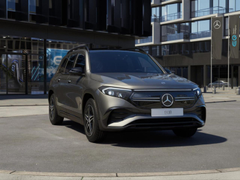 Mercedes-Benz EQB 350 4M AMG Night Panorama Distronic 360?