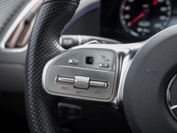 Mercedes-Benz EQC 400 4M AMG Schiebedach HeadUp 360° Memory