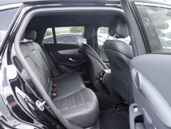 Mercedes-Benz EQC 400 4M Navi Distronic Memory AHK 360°