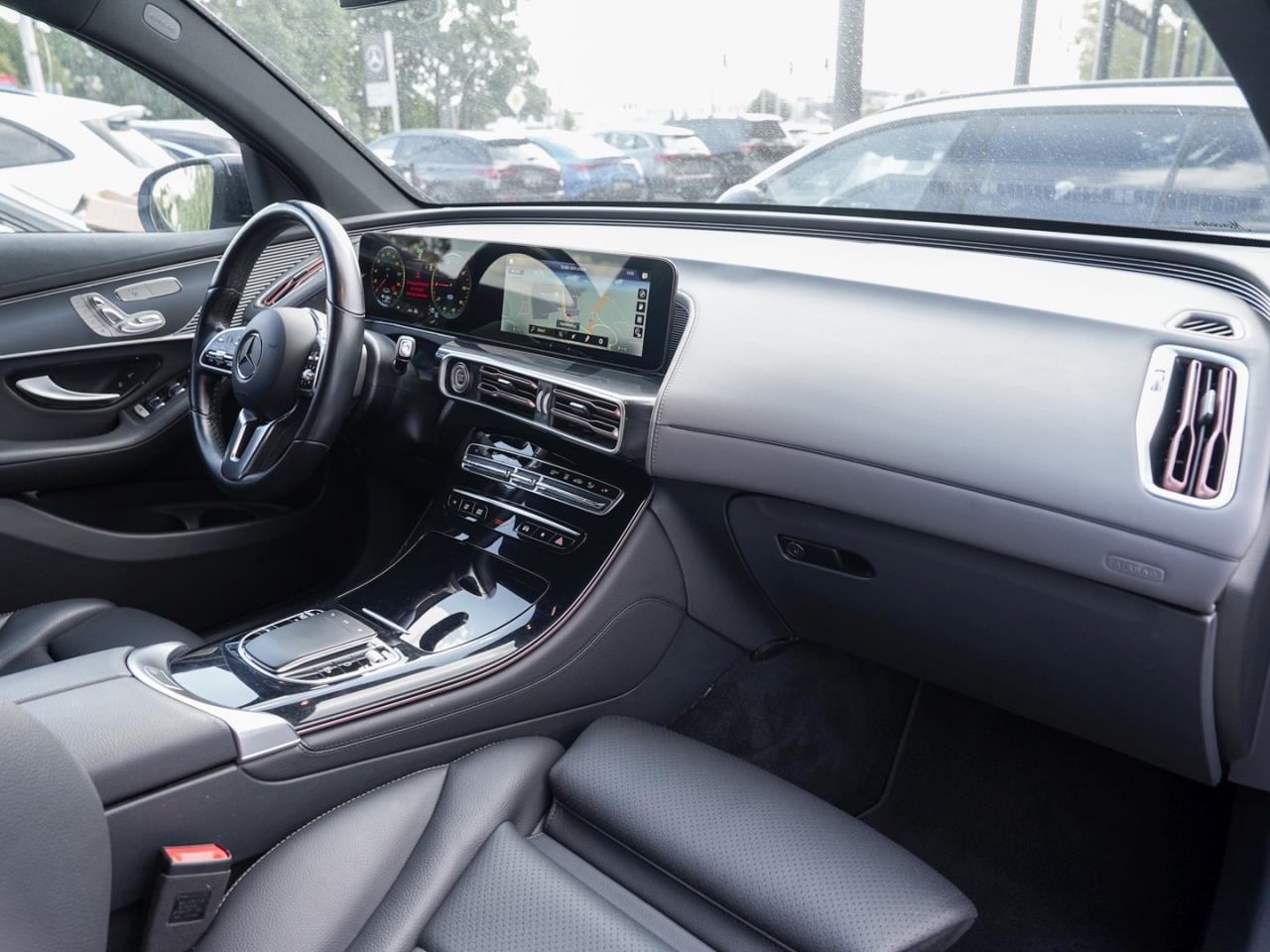Mercedes-Benz EQC 400 4M Navi Distronic Memory AHK 360°