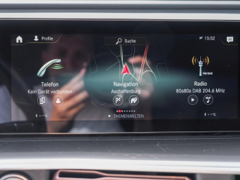 Mercedes-Benz EQC 400 4M Navi Distronic Memory AHK 360°