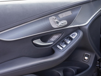 Mercedes-Benz EQC 400 4M Navi Distronic Memory AHK 360°