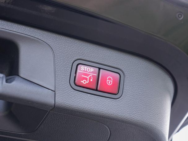 Mercedes-Benz EQC 400 4M Navi Distronic Memory AHK 360°