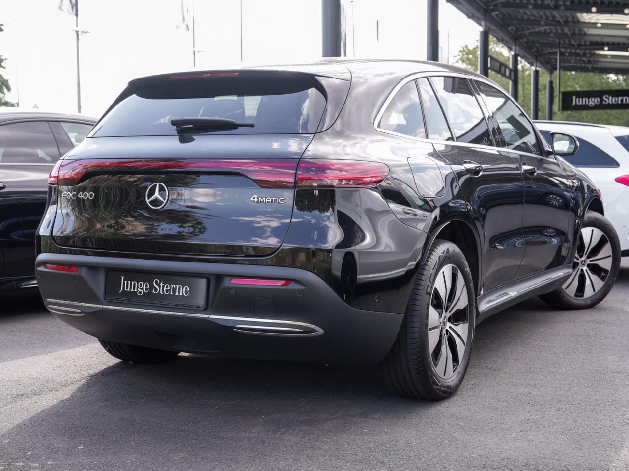 Mercedes-Benz EQC 400 4M Navi Distronic Memory AHK 360°