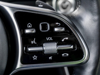 Mercedes-Benz EQC 400 4M Electric Art Schiebedach Distronic AHK