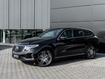Mercedes-Benz EQC 400 4M Electric Art Schiebedach Distronic AHK