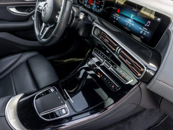 Mercedes-Benz EQC 400 4M Electric Art Schiebedach Distronic AHK